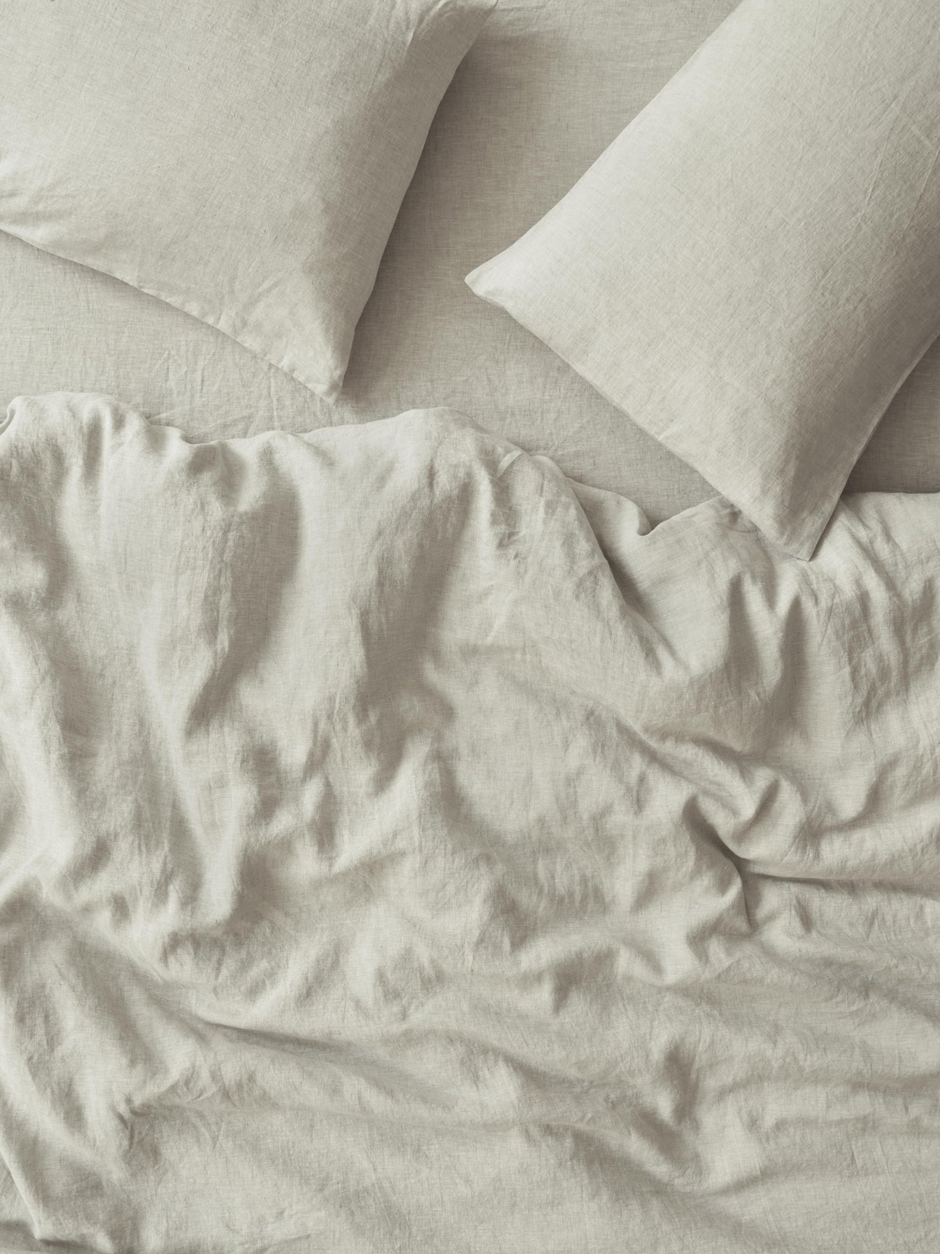 Oatmeal 100% Linen Duvet Cover - Piglet in Bed US