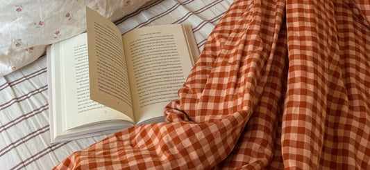 How to Transition Your Bedroom for Fall