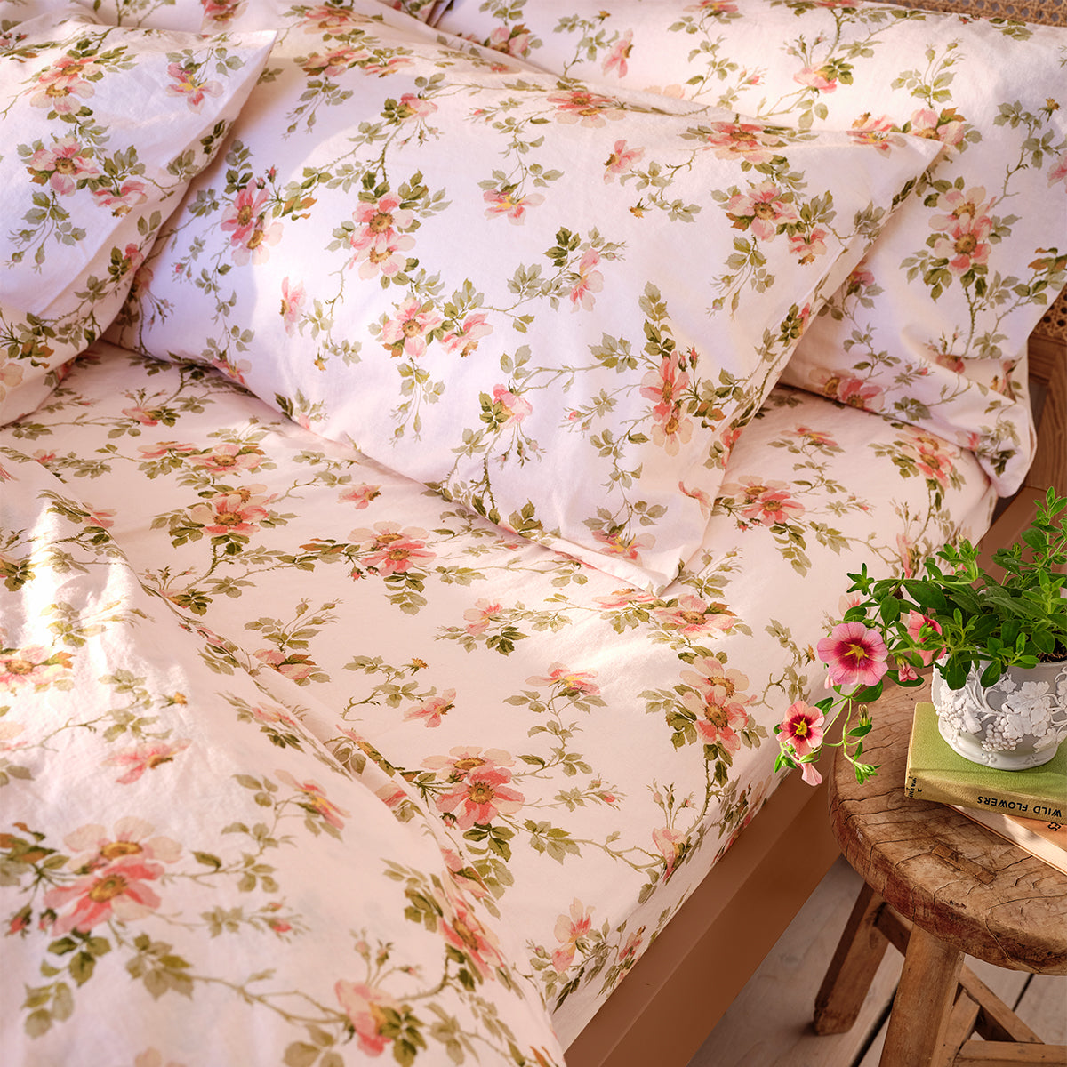 Field Rose Linen Bedding