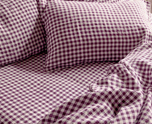 Berry Gingham 100% Linen Fitted Sheet - Piglet in Bed US
