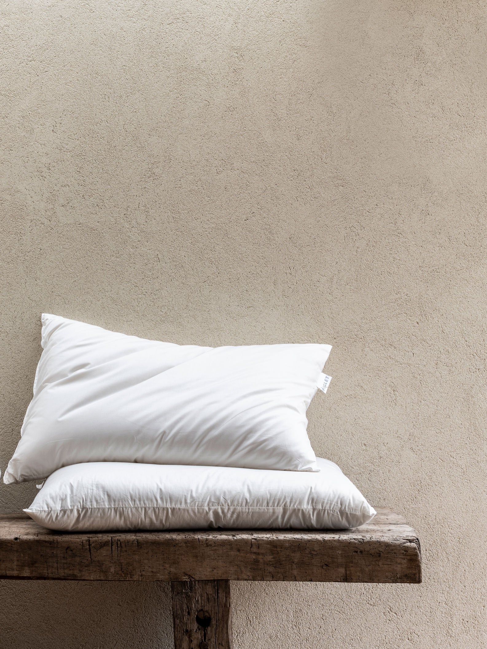 British Wool Pillow - Piglet in Bed US