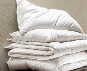 British Wool Duvet - Piglet in Bed US