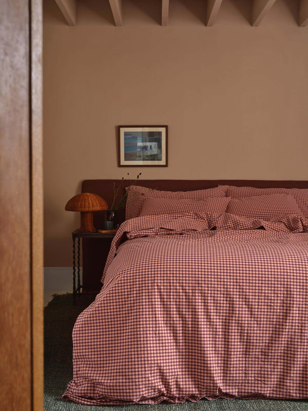Fig & Blush Pink Gingham Washed Cotton Percale Duvet Cover - Piglet in Bed US
