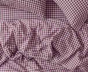 Berry Gingham Linen Blend Duvet Cover - Piglet in Bed US