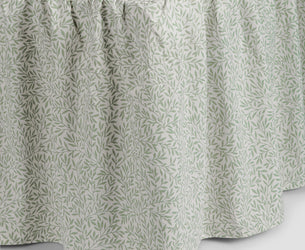 Mellow Green Standen Cotton Valance