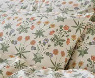Sage & Mindful Cream Daisy Cotton Pillowcases (Pair)