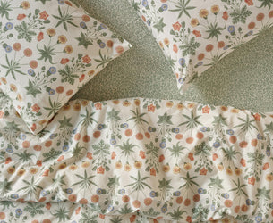 Sage & Mindful Cream Daisy Cotton Duvet Cover
