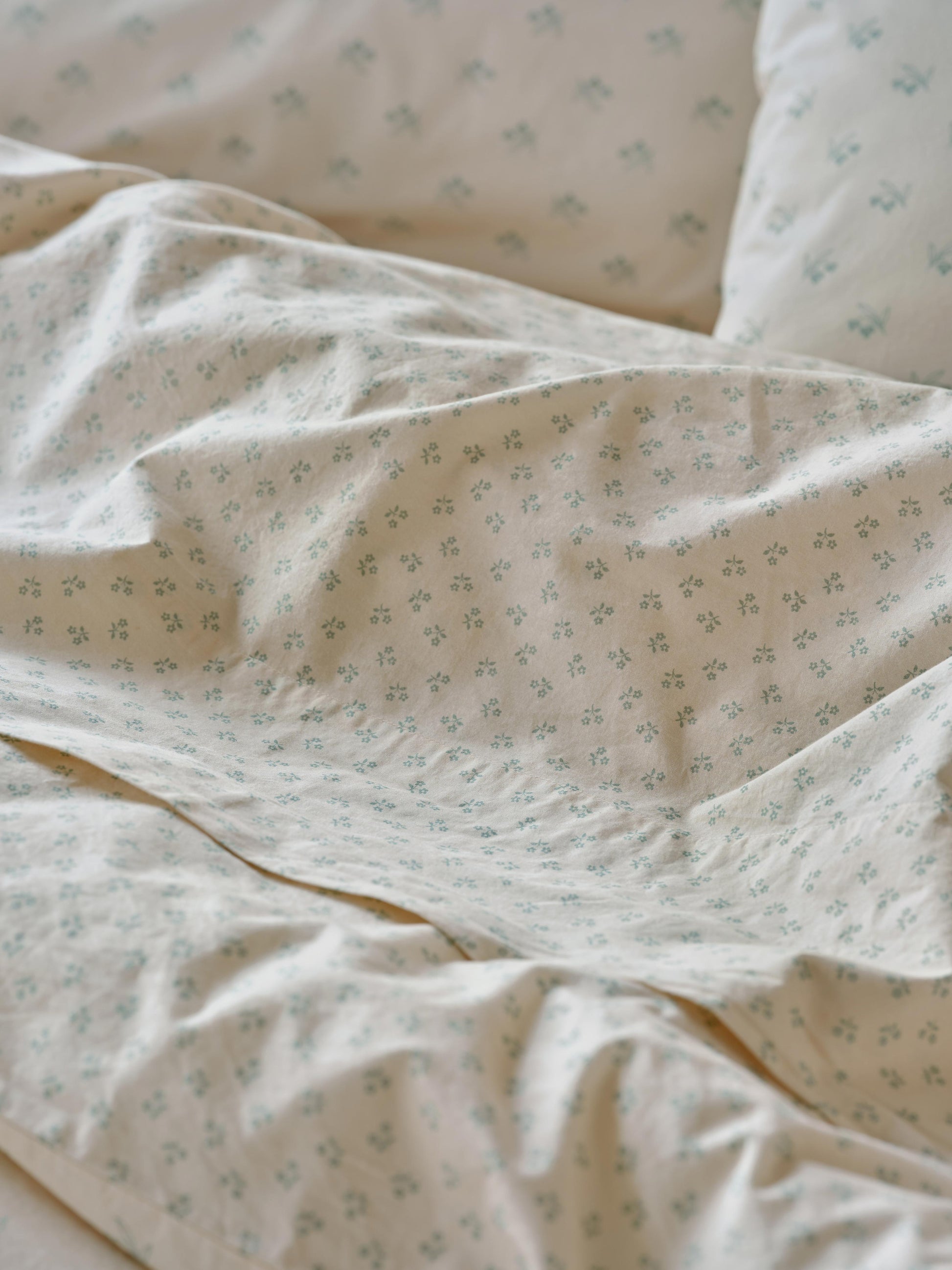 Mellow Green Martha Floral Cotton Flat Sheet