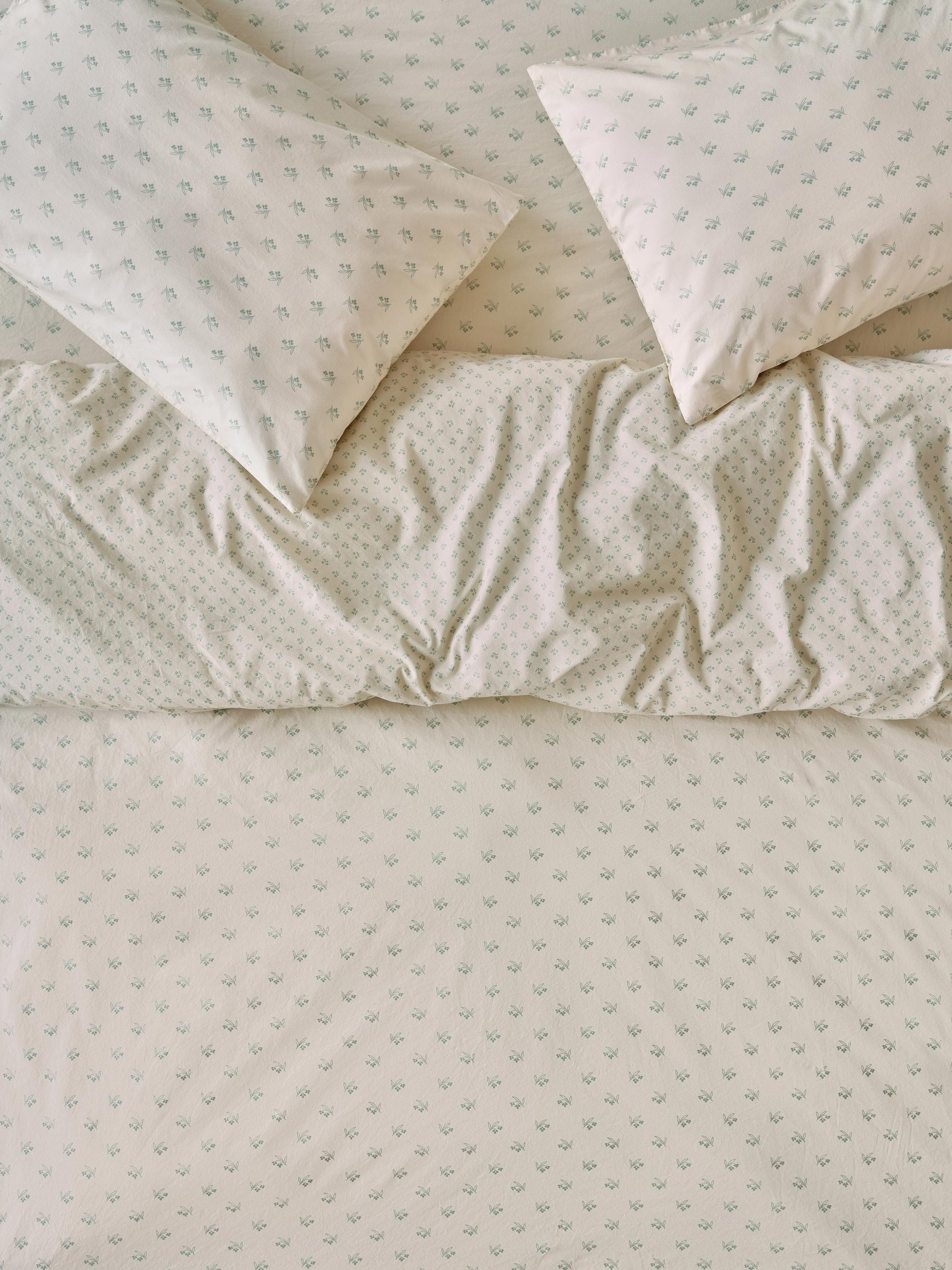 Mellow Green Martha Floral Cotton Duvet Cover