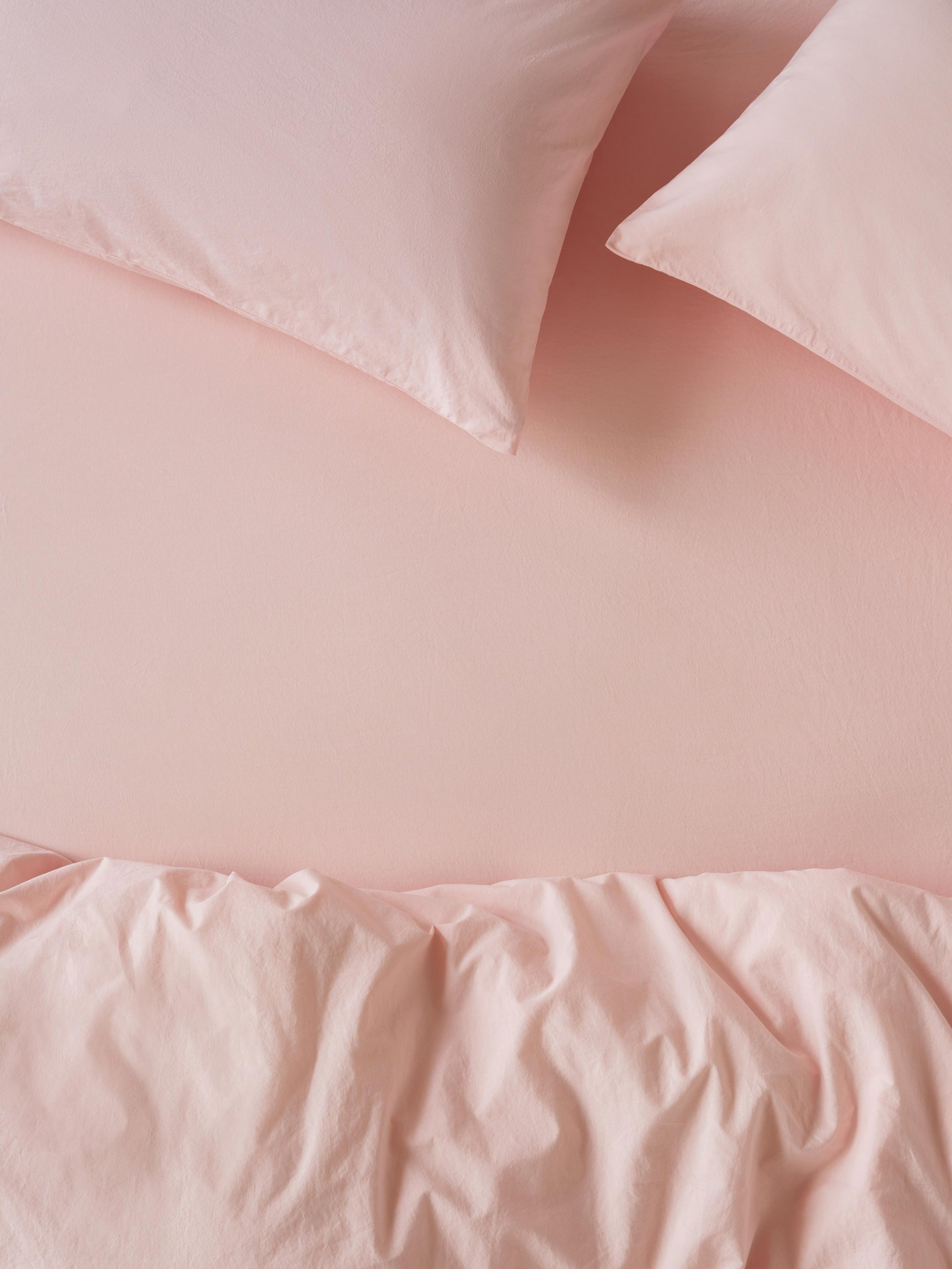 Poetic Pink Washed Cotton Percale Fitted Sheet - Piglet in Bed US