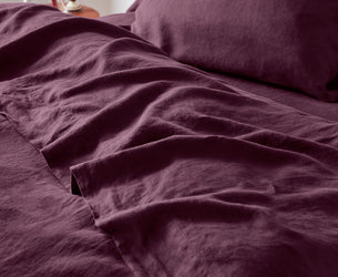 Berry 100% Linen Flat Sheet - Piglet in Bed US