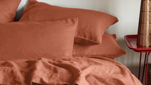Burnt Orange 100% Linen Pillowcases (Pair) - Piglet in Bed US