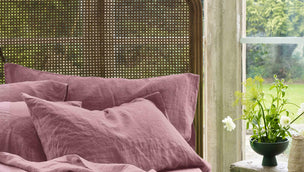 Raspberry 100% Linen Pillowcases (Pair) - Piglet in Bed US