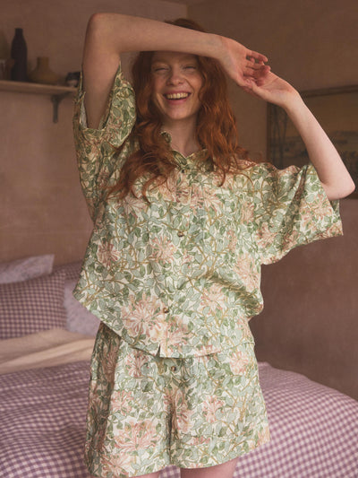 Soft Sage Honeysuckle Linen Women’s Pajama Shorts Set - alternate image