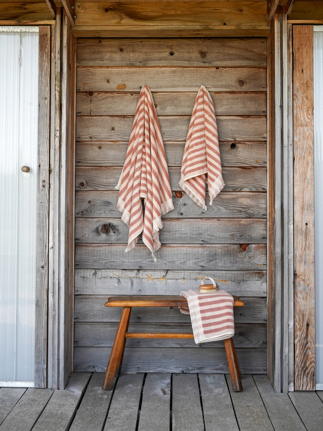 Sand Shell Pembroke Stripe Cotton Towels | Hand Towel