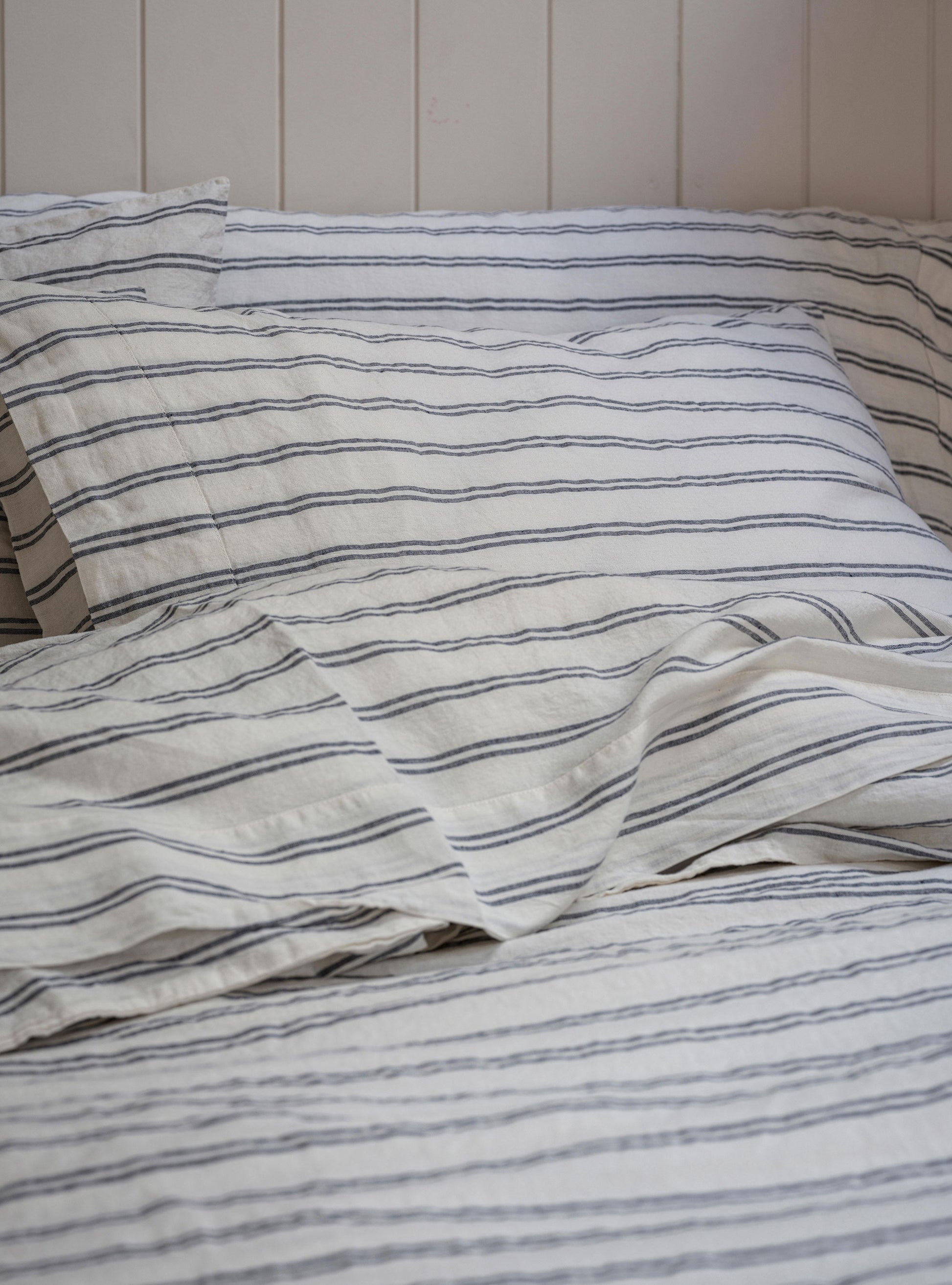 Ivory Kemptown Stripe Linen Blend Pillowcase (Pair)