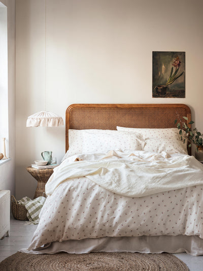 Pearl Posy Bud Linen Blend Duvet Cover - alternate image