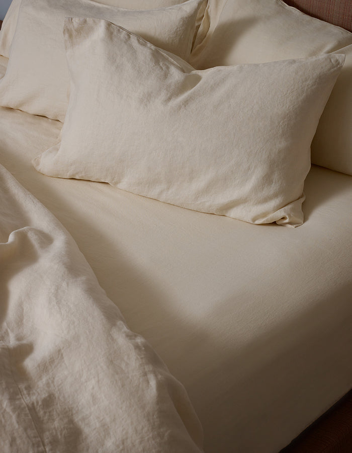 Pearl Plain Linen Fitted Sheet