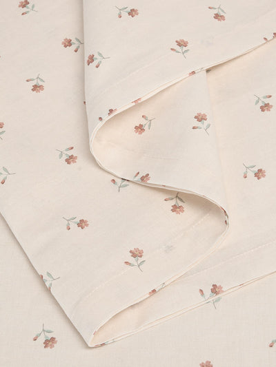 Pearl Posy Bud Linen Blend Table Runner