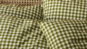 Botanical Green Gingham Linen Blend Pillowcase (Pair) - Piglet in Bed US
