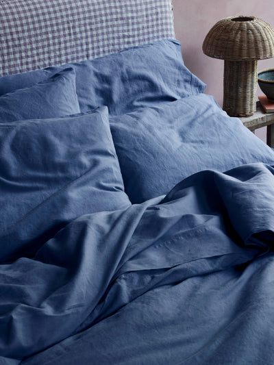 Blueberry 100% Linen Pillowcases (Pair) - Piglet in Bed US
