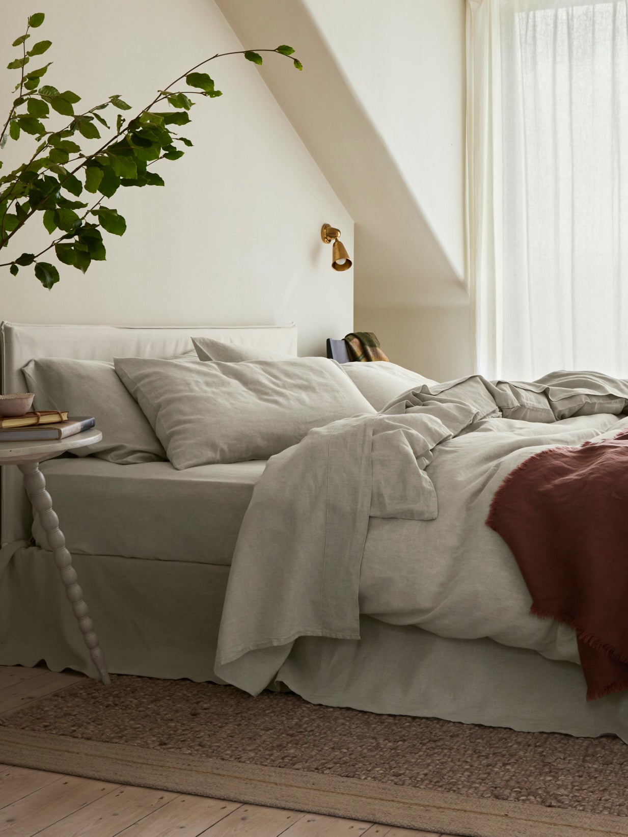 Linen duvet sets Piglet in Bed and Italic Organic European Flax, neutral color coordination