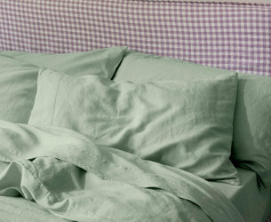 Sage Green 100% Linen Pillowcases (Pair) - Piglet in Bed US