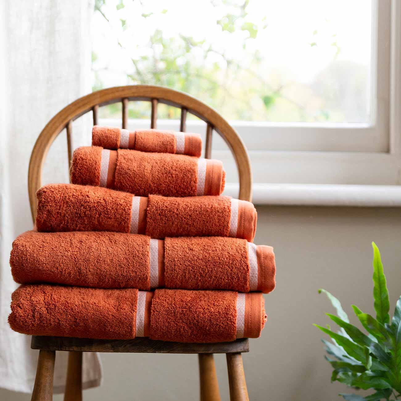 Red towels bed bath best sale and beyond