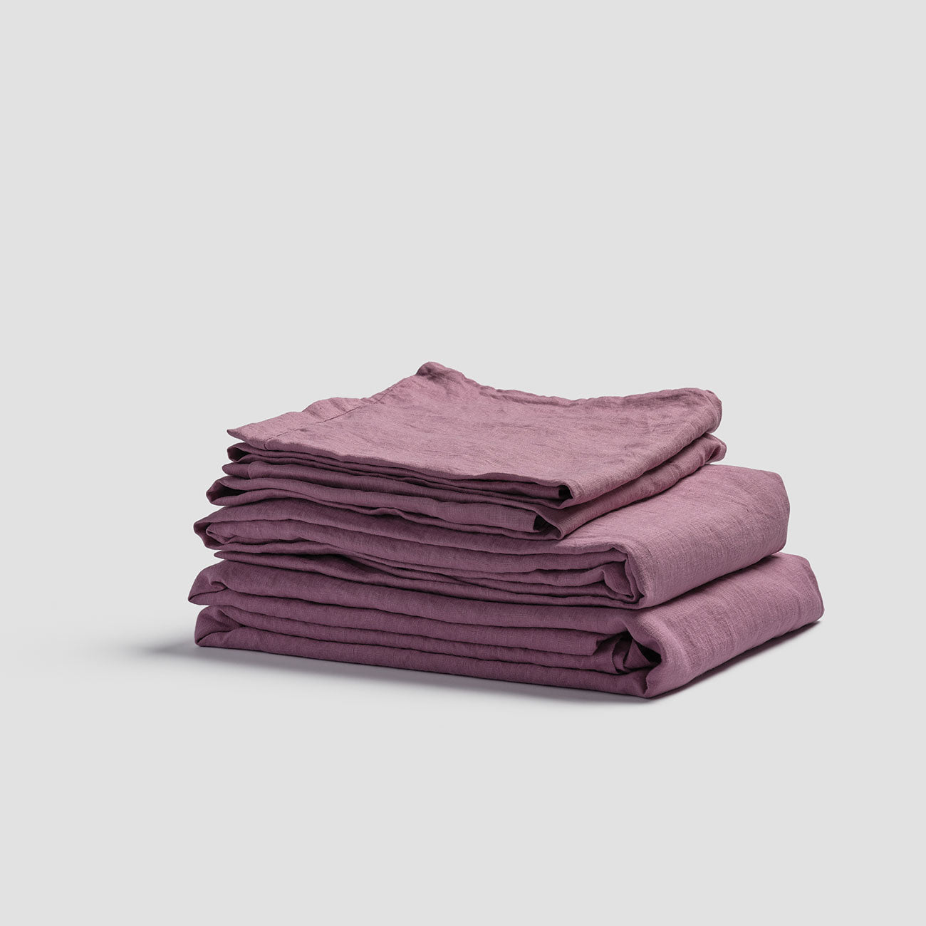 Raspberry Linen Sheet Set Piglet in Bed US