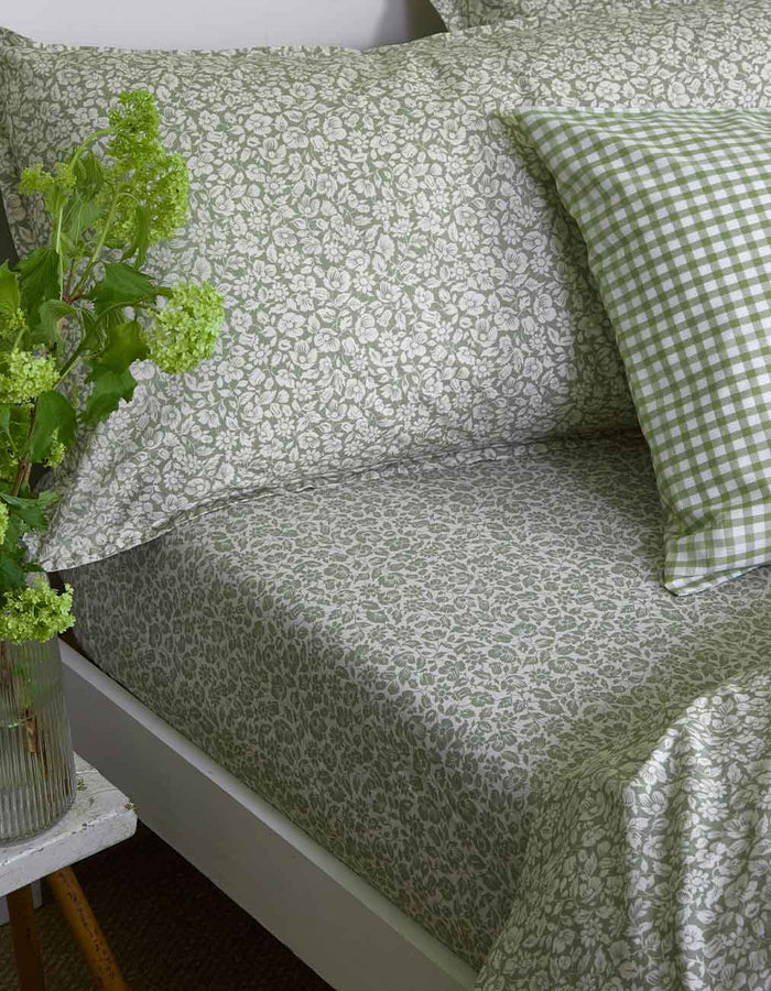 Pear Meadow Floral Printed Cotton and Pear Gingham Cotton Bedding