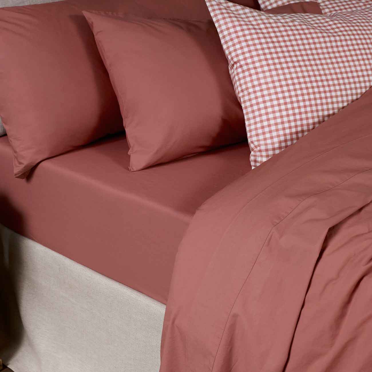 Red Dune Washed Cotton Percale and Red Dune Gingham Bedding